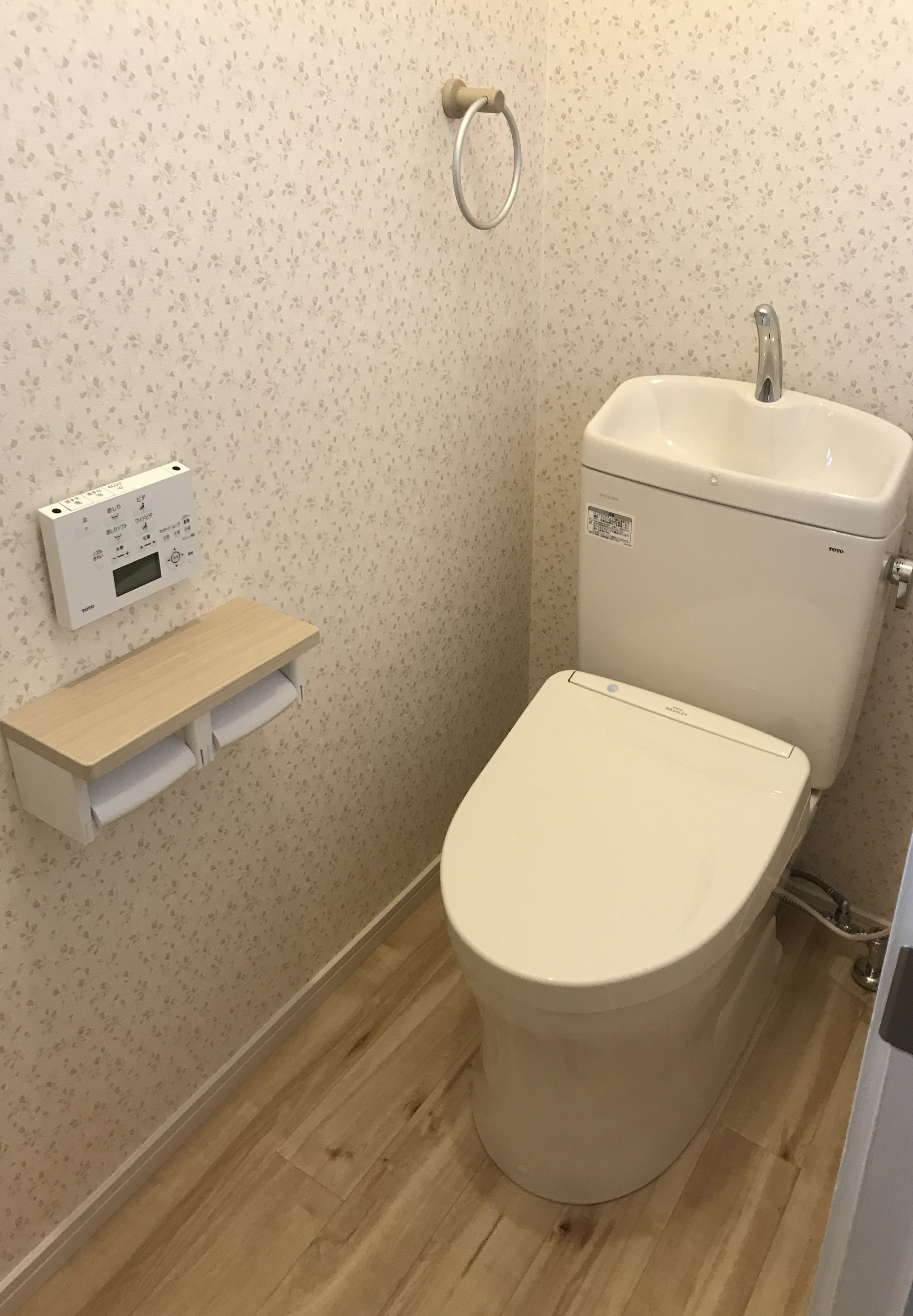 TOTO_優しいトイレ空間